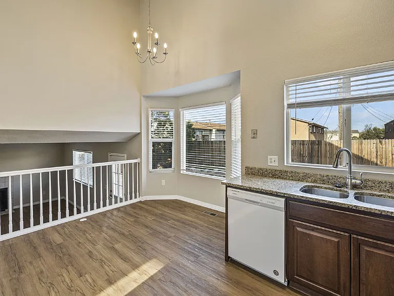 1719 S Canoe Creek Dr — Photo 8