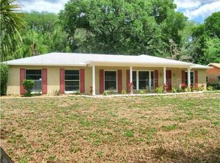 2808 Springdell Cir, Valrico, FL 33596