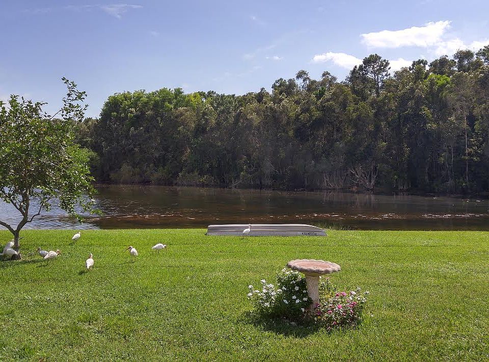 1st image of 18524 Eastshore Dr