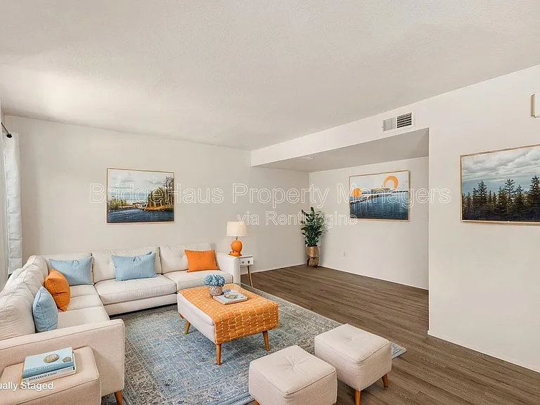 7831 Rancho Fanita Dr #D — Photo 3