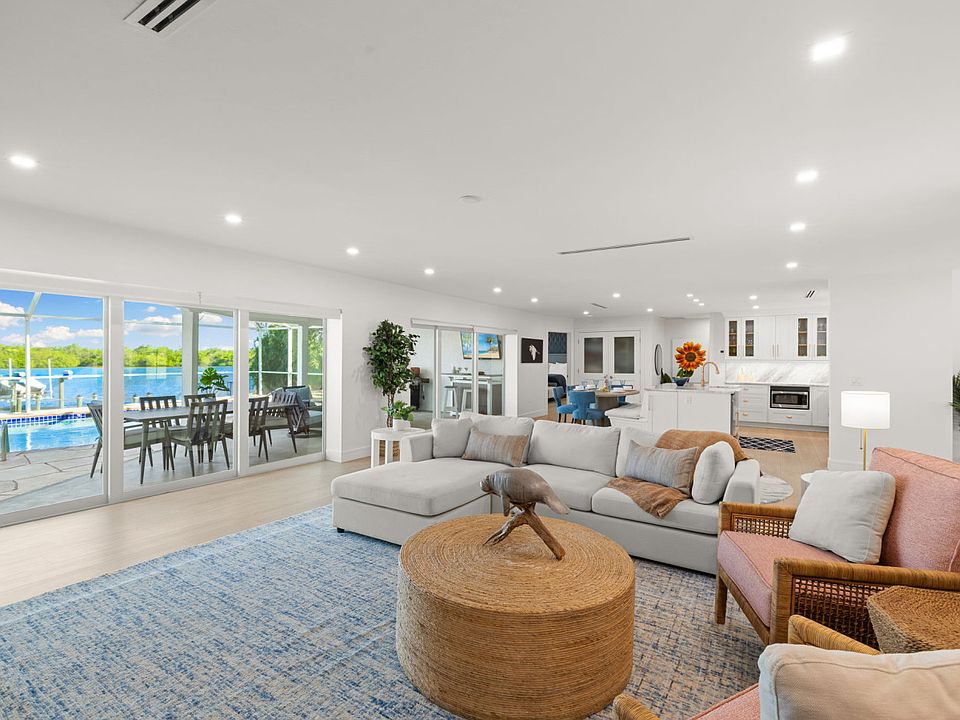 1st image of 26888 McLaughlin Blvd
