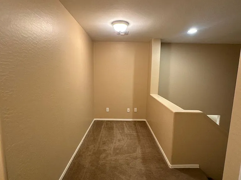 39208 N Parker Ln — Photo 5