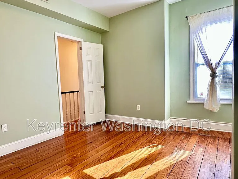 618 Q St NW #NW — Photo 32