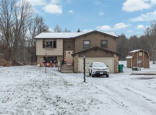 11944 Woodin Rd, Chardon, OH 44024