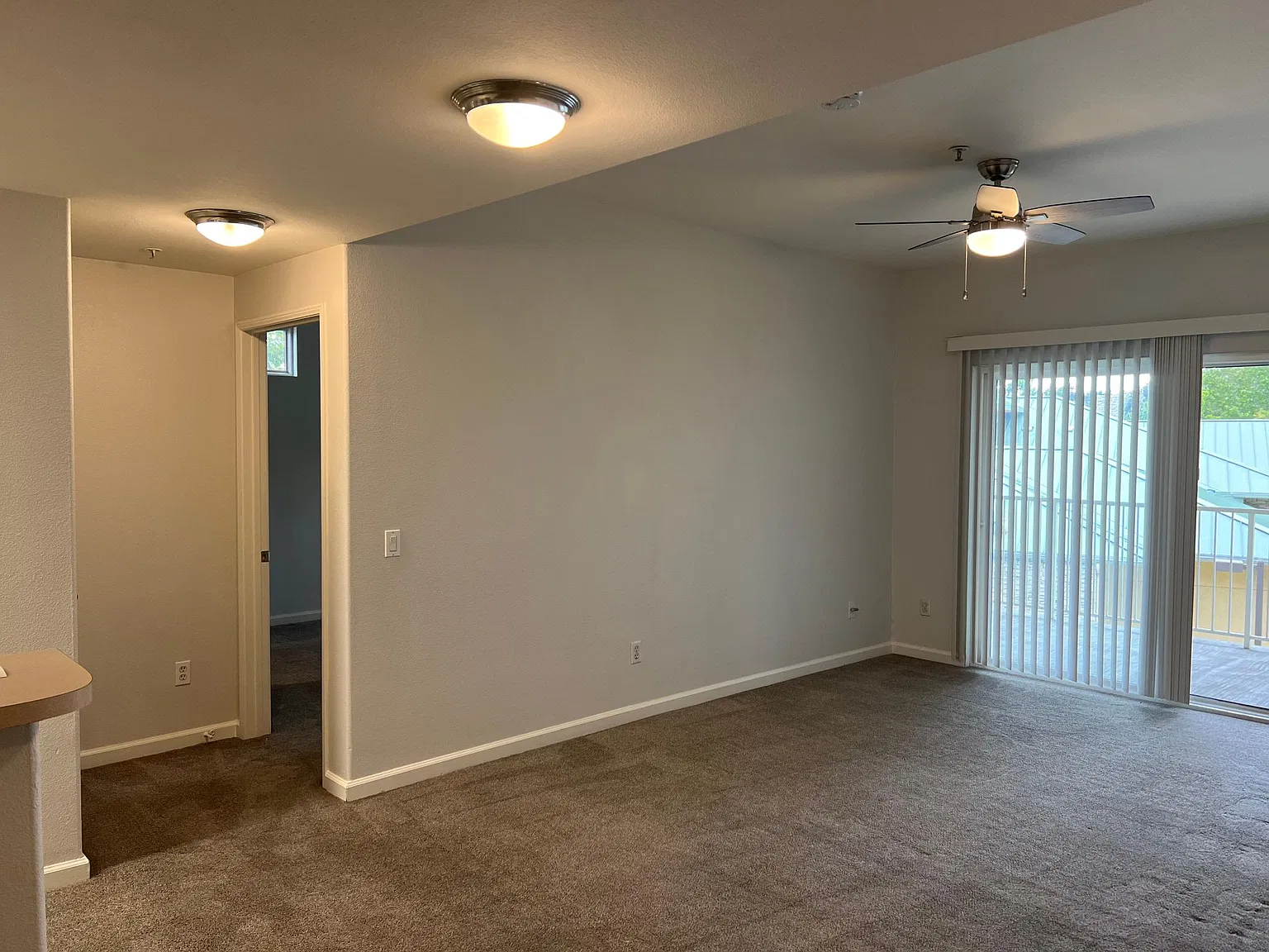 31230 Taylor Ln — Photo 2