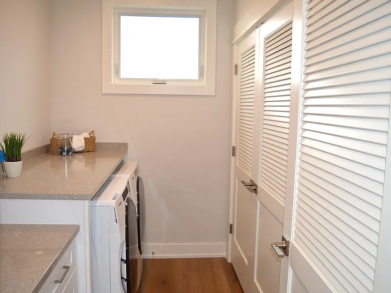247 NW 3rd Ave — Photo 15