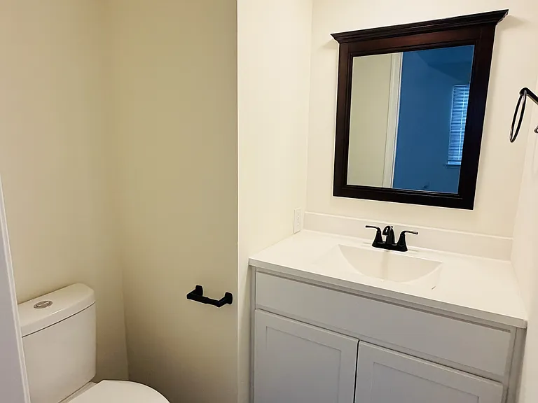168 Stoney Dr — Photo 12