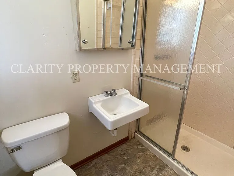 1117 Ridge Top Dr — Photo 10