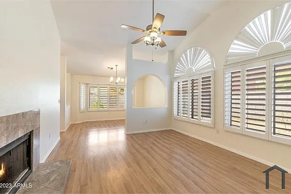 1925 E Rockwood Dr #1 — Photo 3