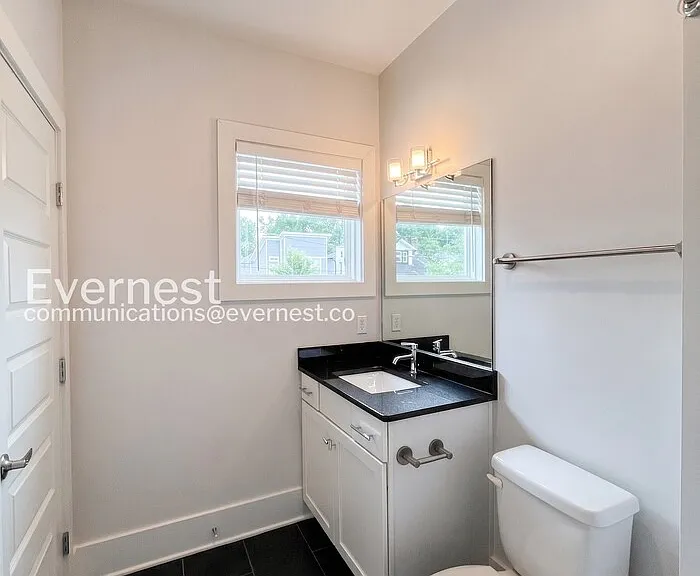 1003B Spain Ave — Photo 30