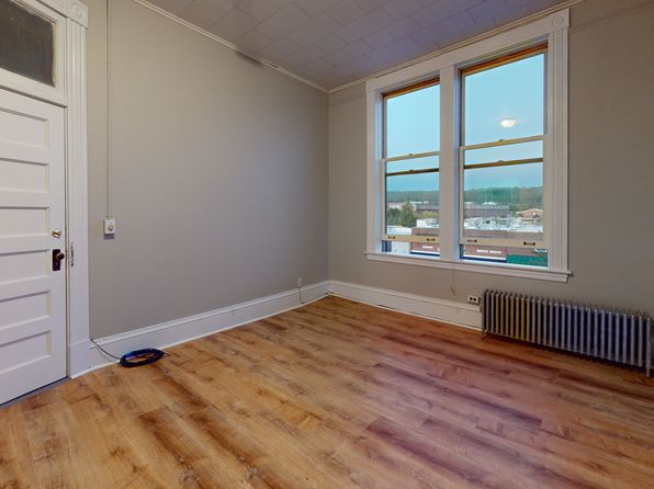 101 Main St #15