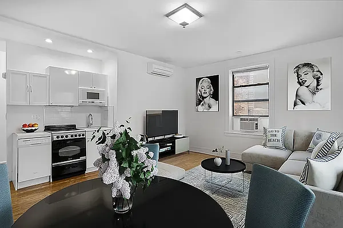 102 West 79th Street — Photo 1