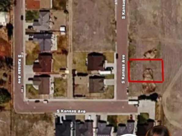 18 S Kansas Ave, Guernsey, WY 82214