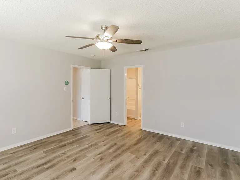 9234 Crimnson Ct — Photo 12