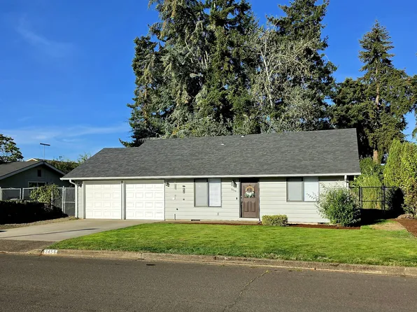 2456 Carbona St, Eugene, OR 97404