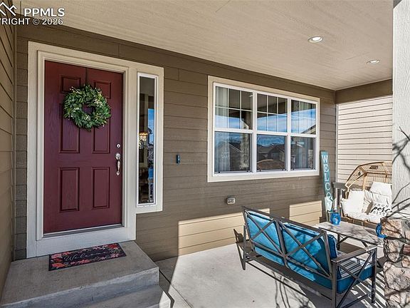 3rd image of 6430 Vickie Ln