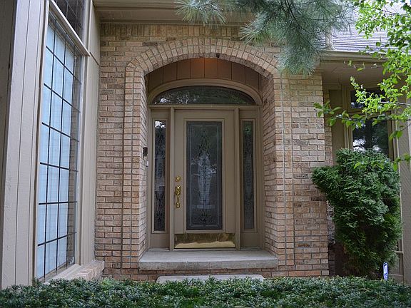 3rd image of 2225 Juniper Ct