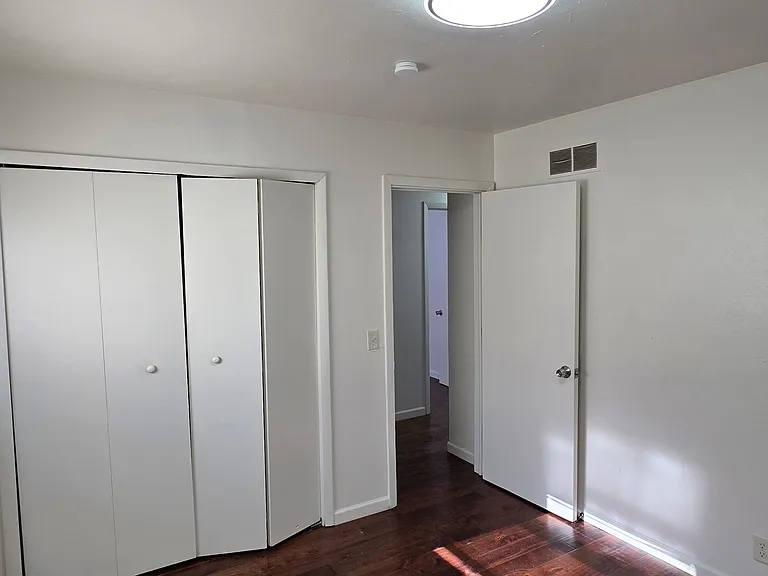 2127 W Virginia Ave — Photo 20