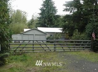 237 Smokey Rdg, Onalaska, WA 98570