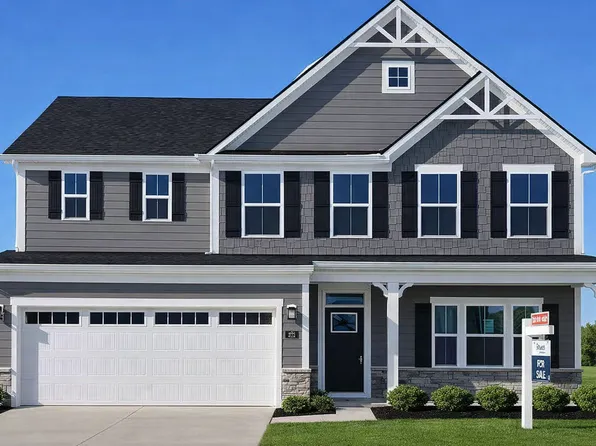 272 McNair Rd, Whiteland, IN 46184