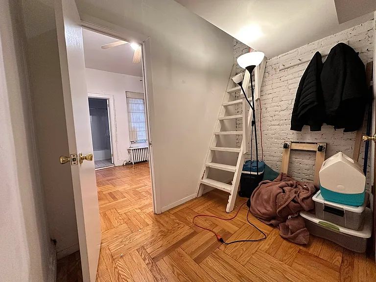 41 W 64th St #5D — Photo 5