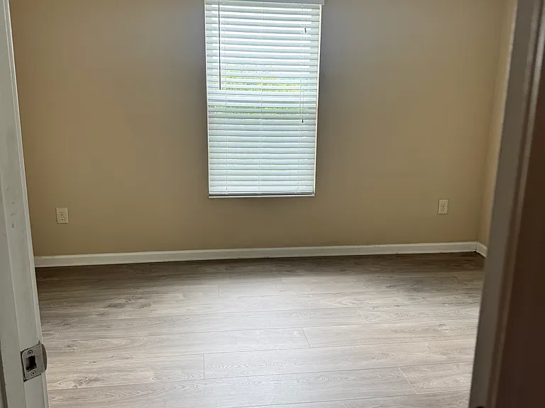 1620 Shire Village Dr — Photo 67