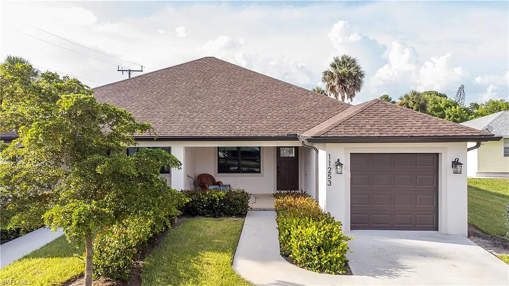 3 bed, 2.0 bath, 1228 sqft, $2,600 — Photo 1