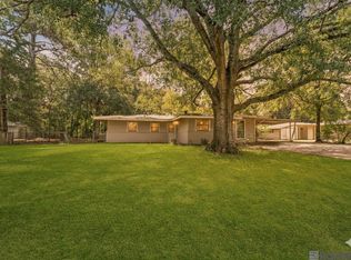 2060 Woodcrest, Denham Springs, LA 70726