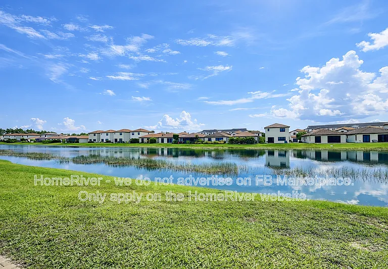 8744 Madrid Cir — Photo 18