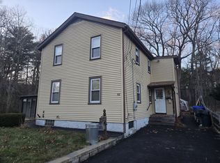 59 Edgehill Rd FLOOR 2, Taunton, MA 02780