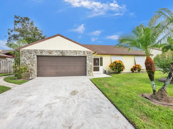 5405 Rose Marie Avenue N, Boynton Beach, FL 33472