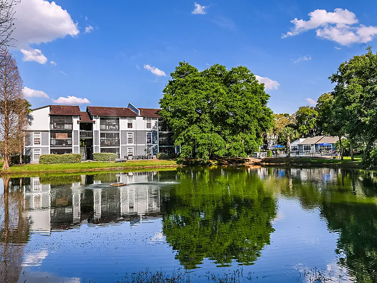 Brookside Manor Apartments — Photo 10