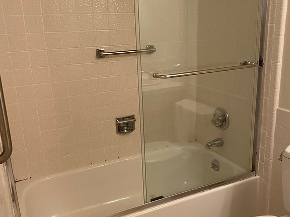 5th image of 1355 Post St APT 201