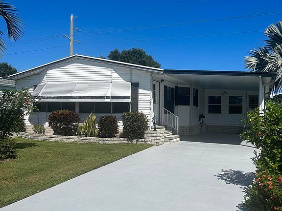 2nd image of 7101 SE Birchwood Lane