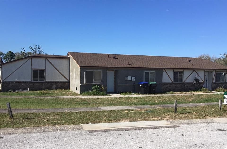 1st image of 7413 Villas Oak Ct
