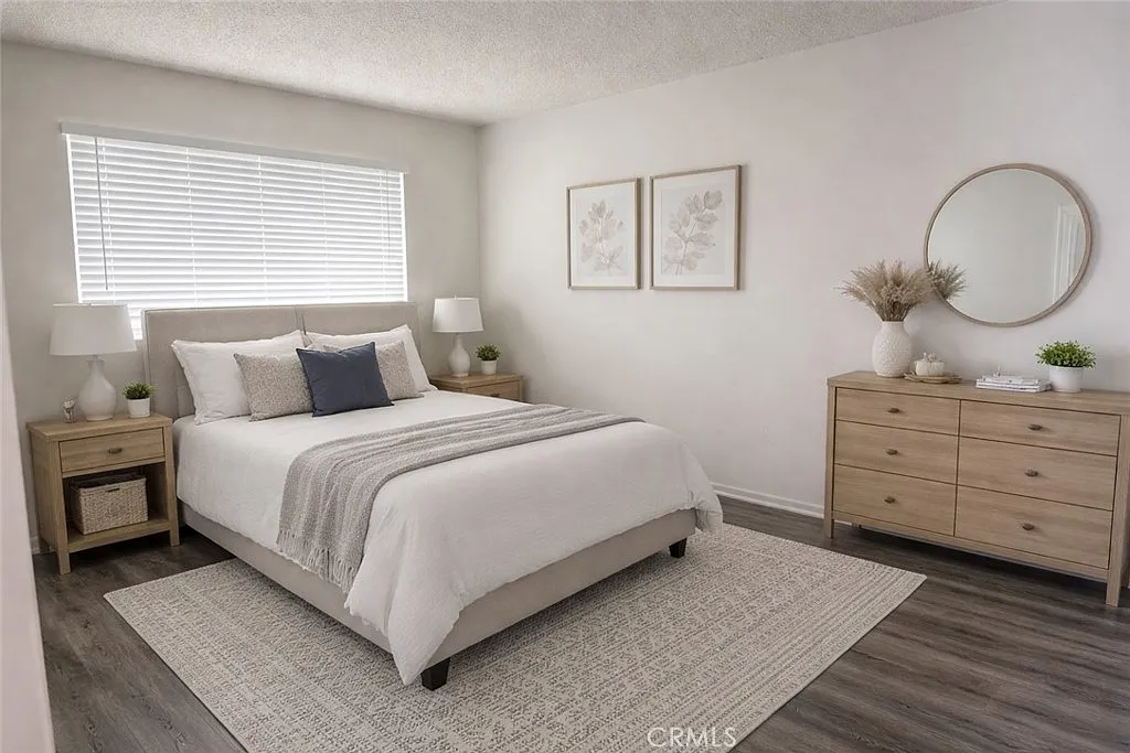 3 bed, 1200 sqft, $2,595 — Photo 3