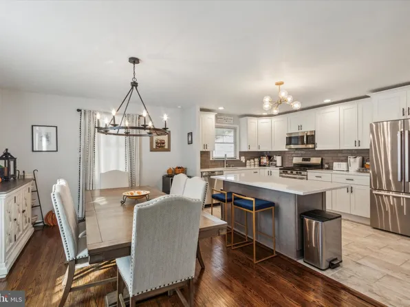 318 Hemlock Ln, Springfield, PA 19064