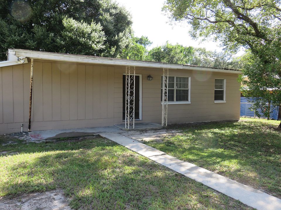 1st image of 1309 E Poinsettia Ave