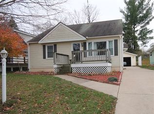 2018 Tremont Blvd NW, Grand Rapids, MI 49504