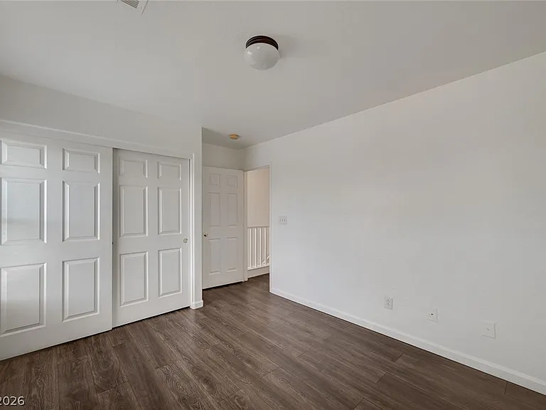 5672 Park City Ave — Photo 18