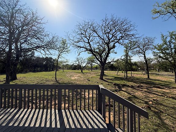 4th image of 277 Oaks Crossing Rd