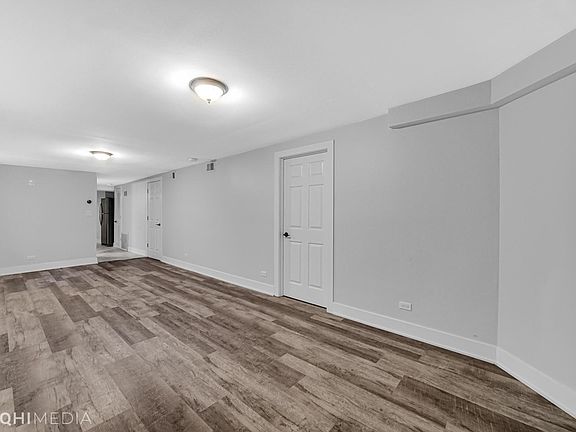 4th image of 3434 W Belden Ave #G