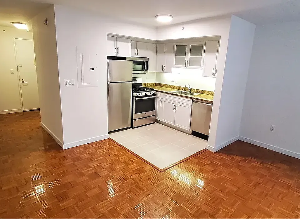 33 W End Ave #9B