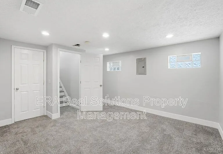3595 Harvey Ave — Photo 28