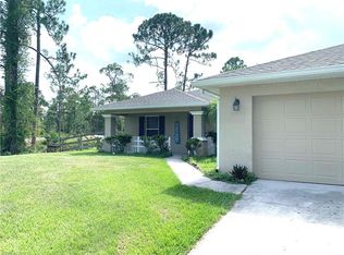 2307 Johns Ave, Alva, FL 33920