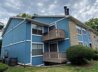8137 Holmes Rd APT 203, Kansas City, MO 64131