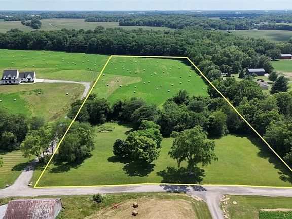 2nd image of 1016 Stevenson Rd