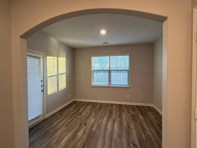 1117 Wheatfield Ln — Photo 13