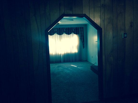3rd image of 35 Carter St