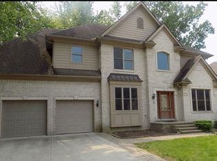 13556 Woodland Ct, Sterling Heights, MI 48313